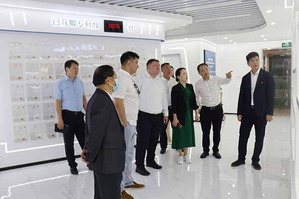 吉尔吉斯斯坦玛纳斯国际机场集团公司、吉尔吉斯邮政股份有限公司到访时博(中国)shibo·官方网页版,
