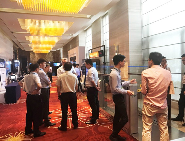 2018上海国际峰会，时博(中国)shibo·官方网页版,助力升级智慧机场
